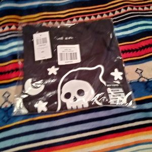 Death rides a kitty cat 🖤🐱 💀